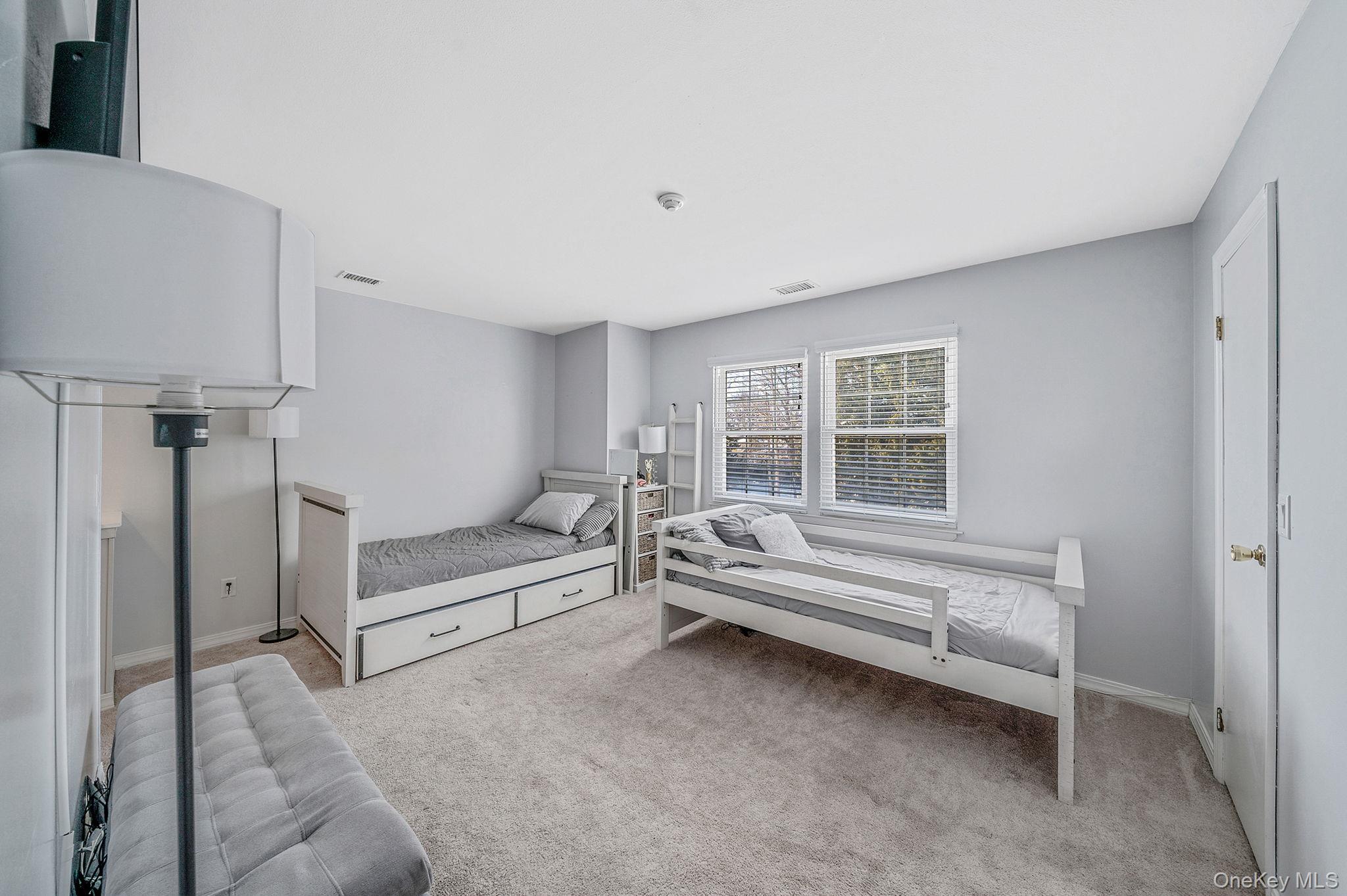 #15 photo, 23 Gazebo Lane, Holtsville , NY 11742