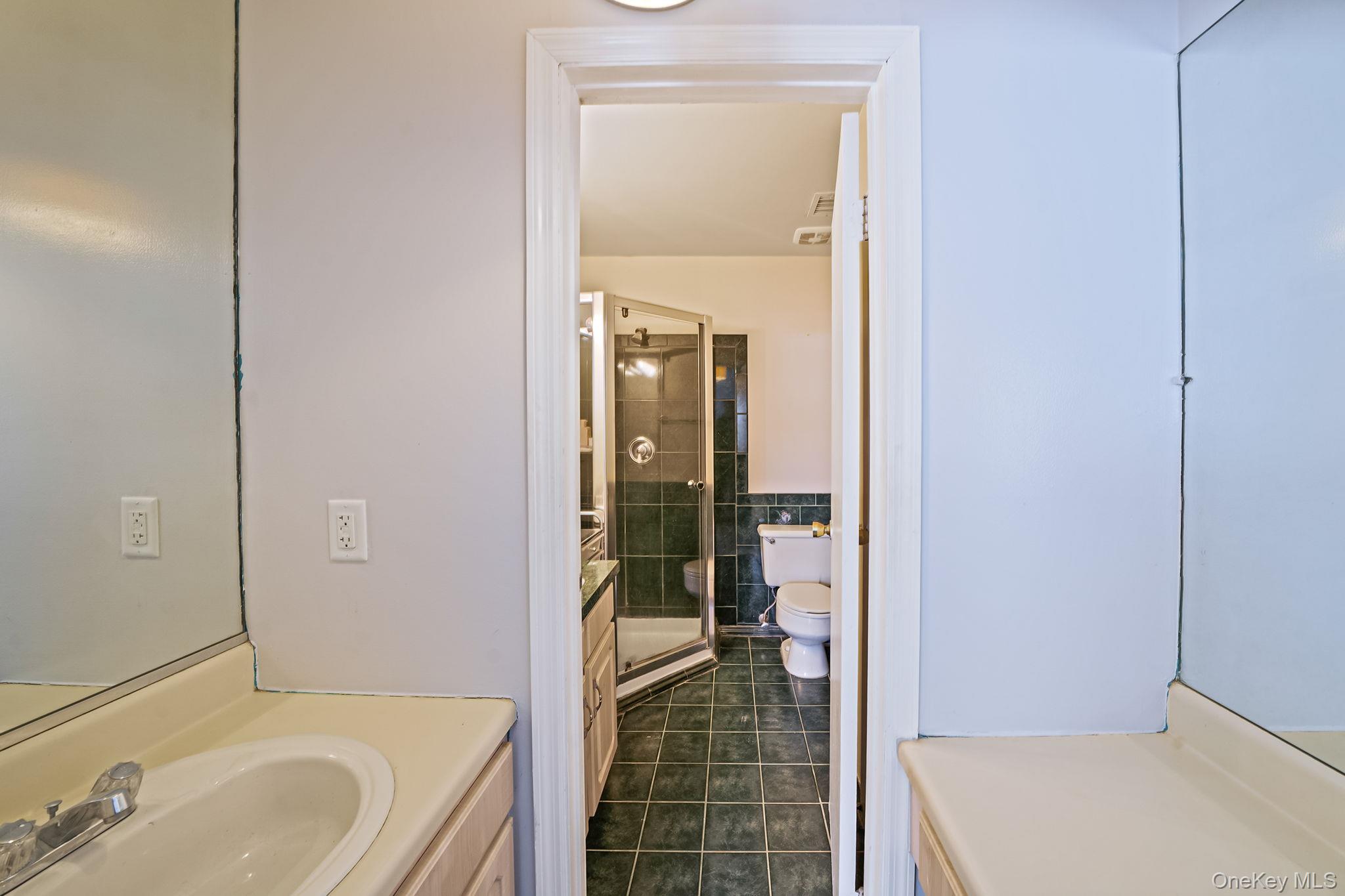 #17 photo, 23 Gazebo Lane, Holtsville , NY 11742