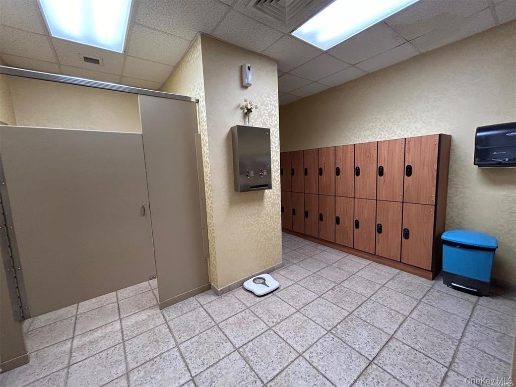 #4 photo, 50 Merrick Avenue, 长岛 East Meadow , NY 11554