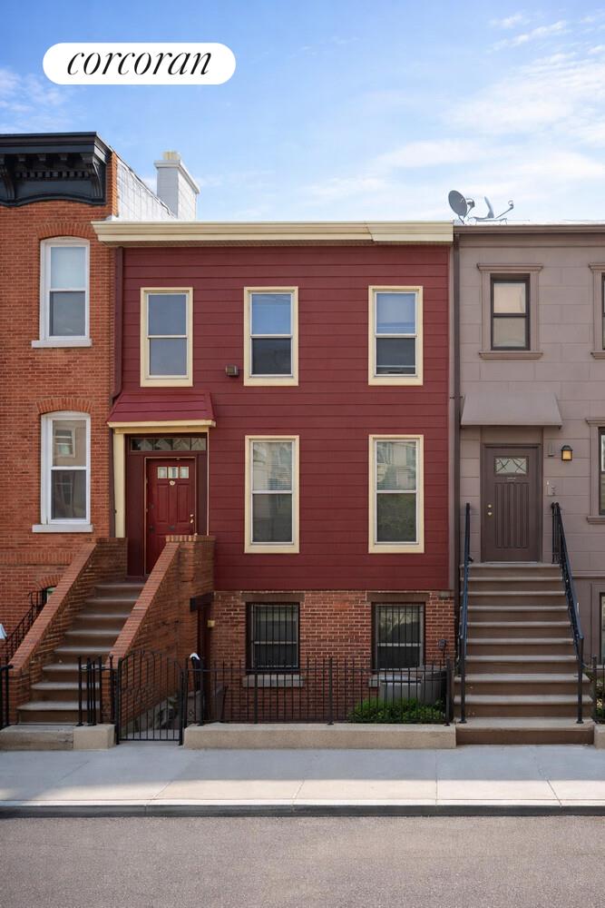 #1 photo, 75 ADELPHI Street, ब्रुकलीन Fort Greene , NY 11205