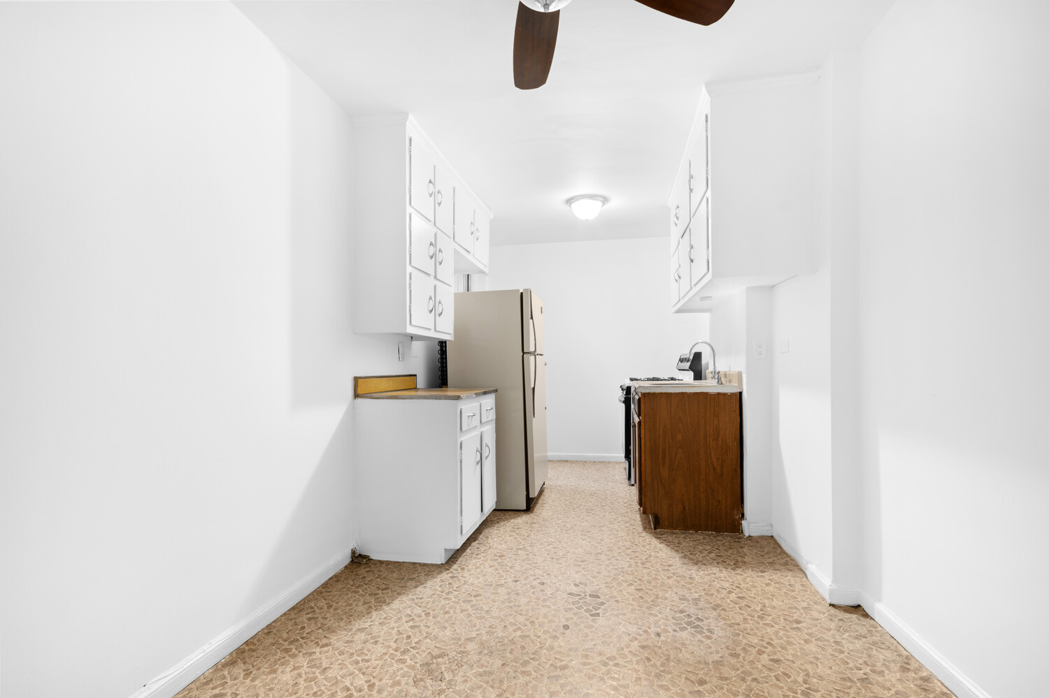 #6 photo, 243 MCDONALD Avenue, Windsor Terrace , NY 11218