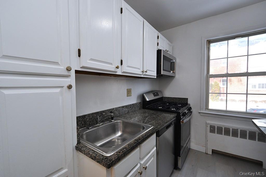 #11 photo, 23 Fieldstone Road, Hartsdale , NY 10530