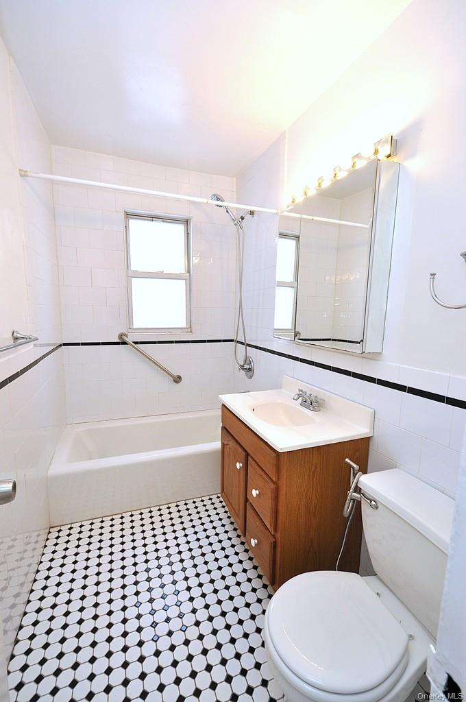 #20 photo, 23 Fieldstone Road, Hartsdale , NY 10530