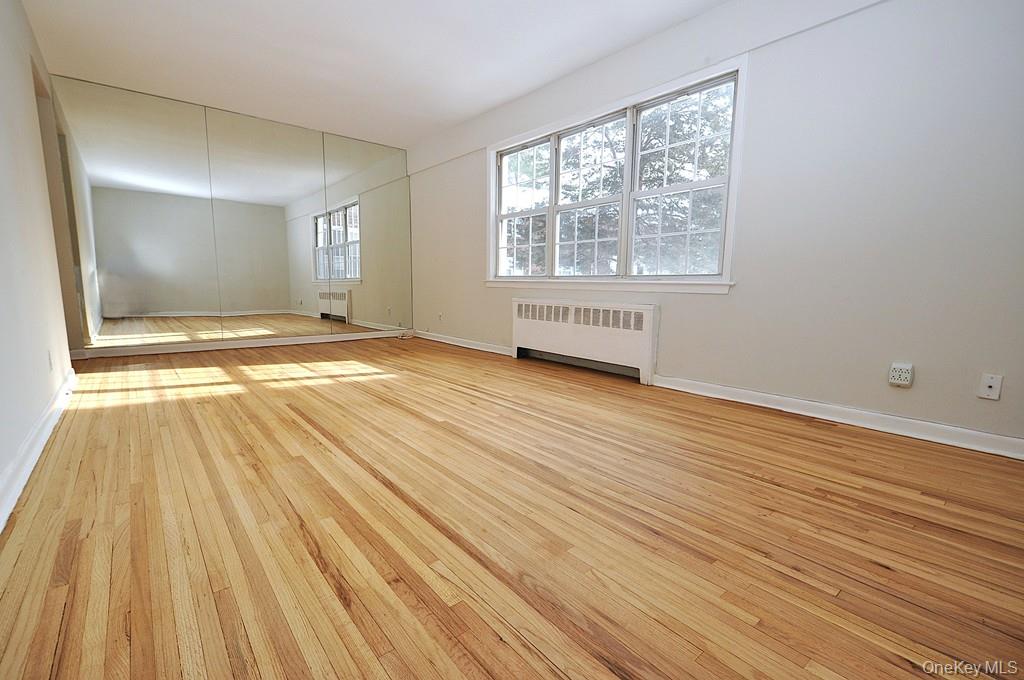 #5 photo, 23 Fieldstone Road, Hartsdale , NY 10530