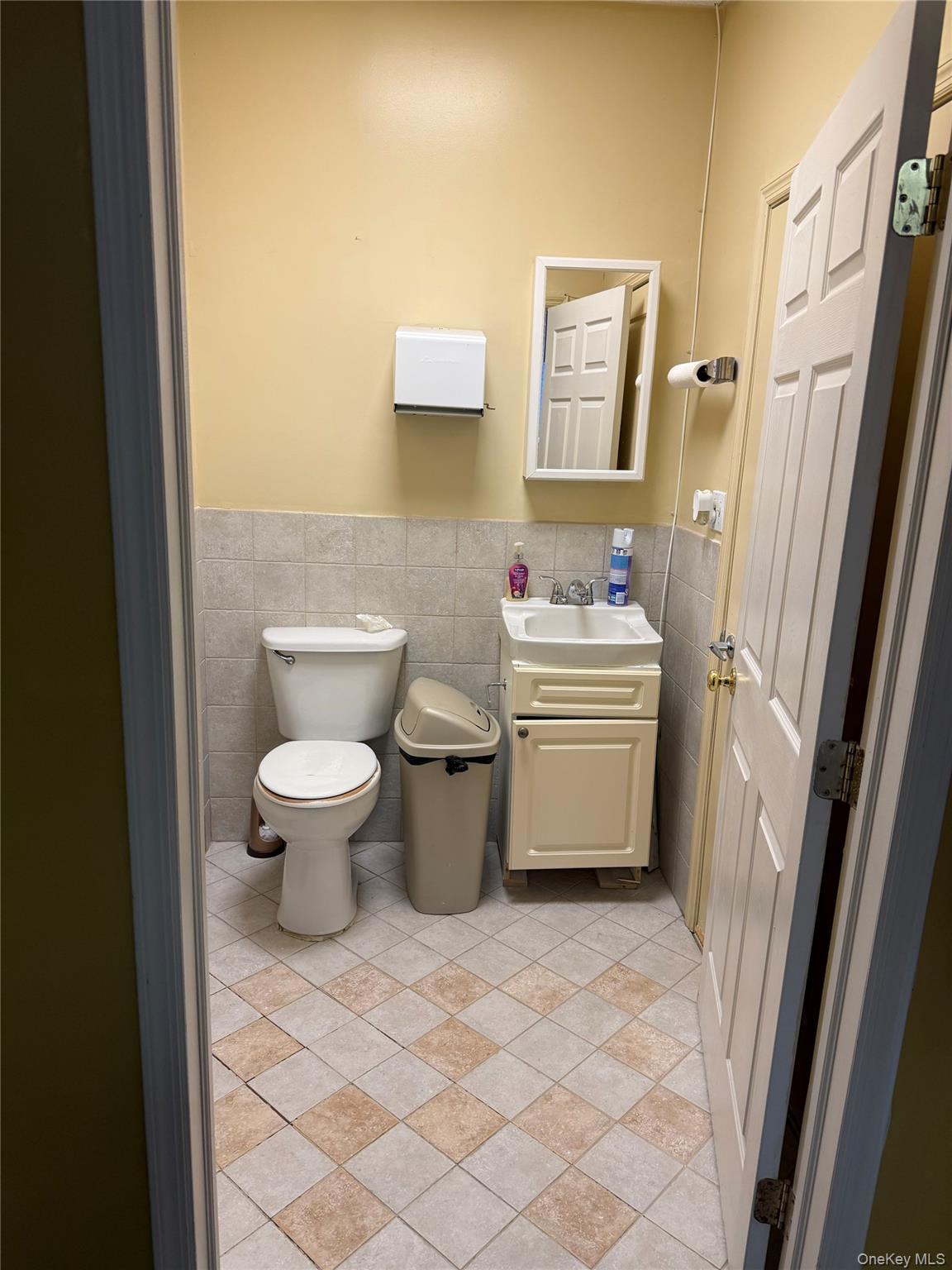 #14 photo, 1600 Parkview Avenue, Bronx , NY 10461