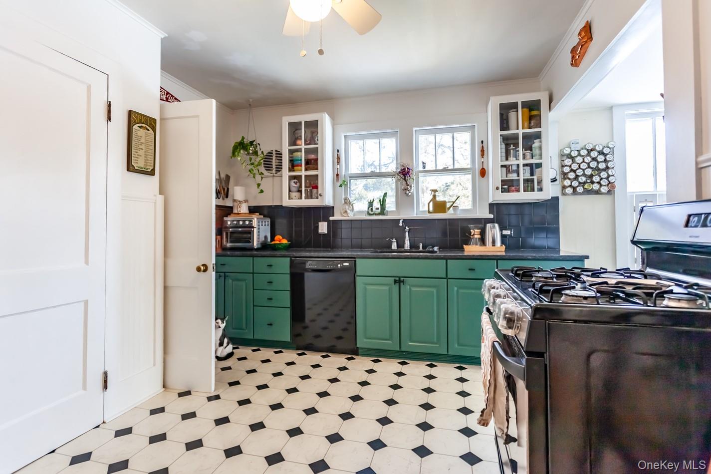 #6 photo, 1710 Route 9D, Cold Spring , NY 10516