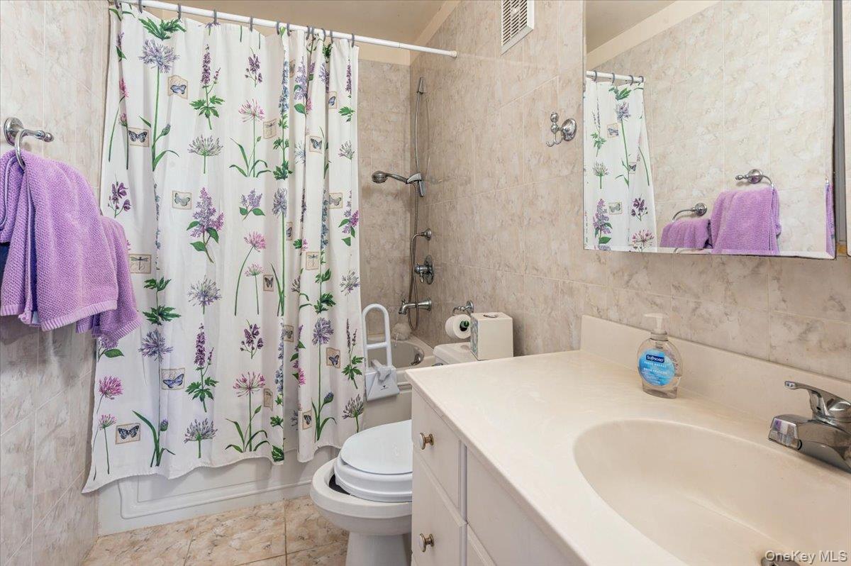 #18 photo, 20 Heritage Drive, New City , NY 10956