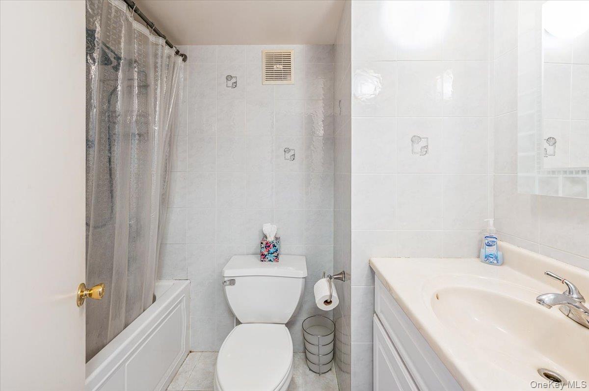 #19 photo, 20 Heritage Drive, New City , NY 10956