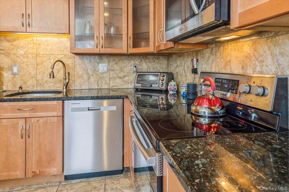 #7 photo, 20 Heritage Drive, New City , NY 10956