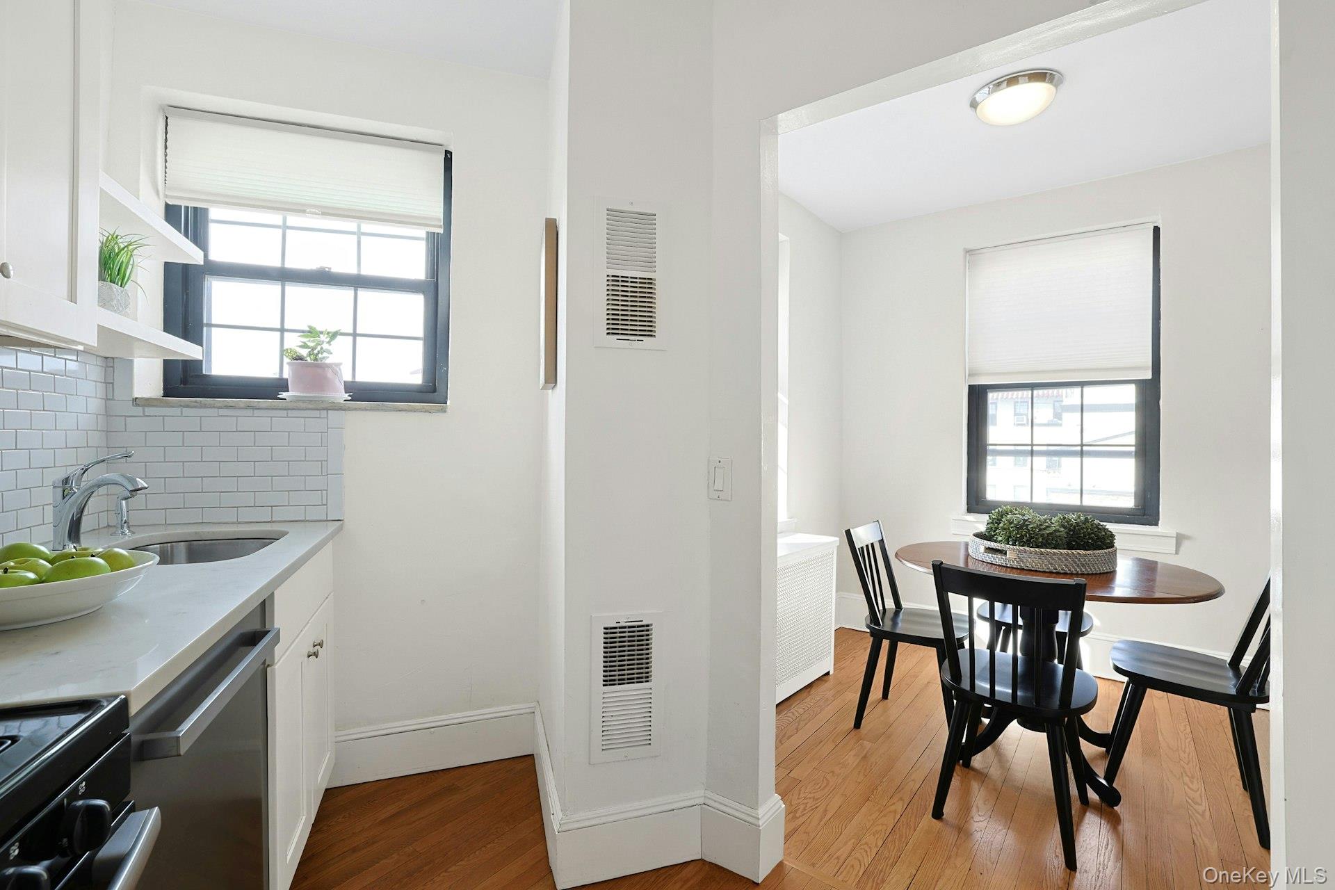 #9 photo, 1273 North Avenue, New Rochelle , NY 10804