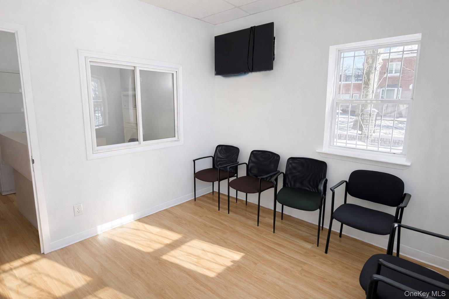 #3 photo, 1619 Pelham Parkway, Bronx , NY 10469