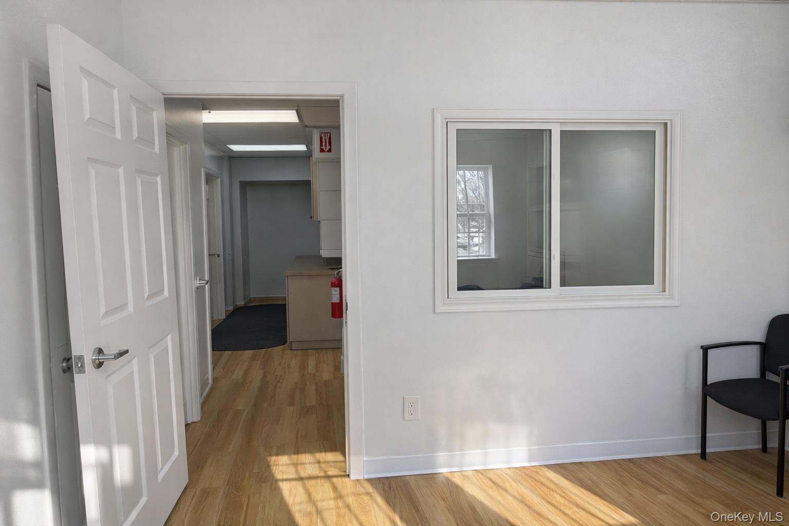 #5 photo, 1619 Pelham Parkway, Bronx , NY 10469