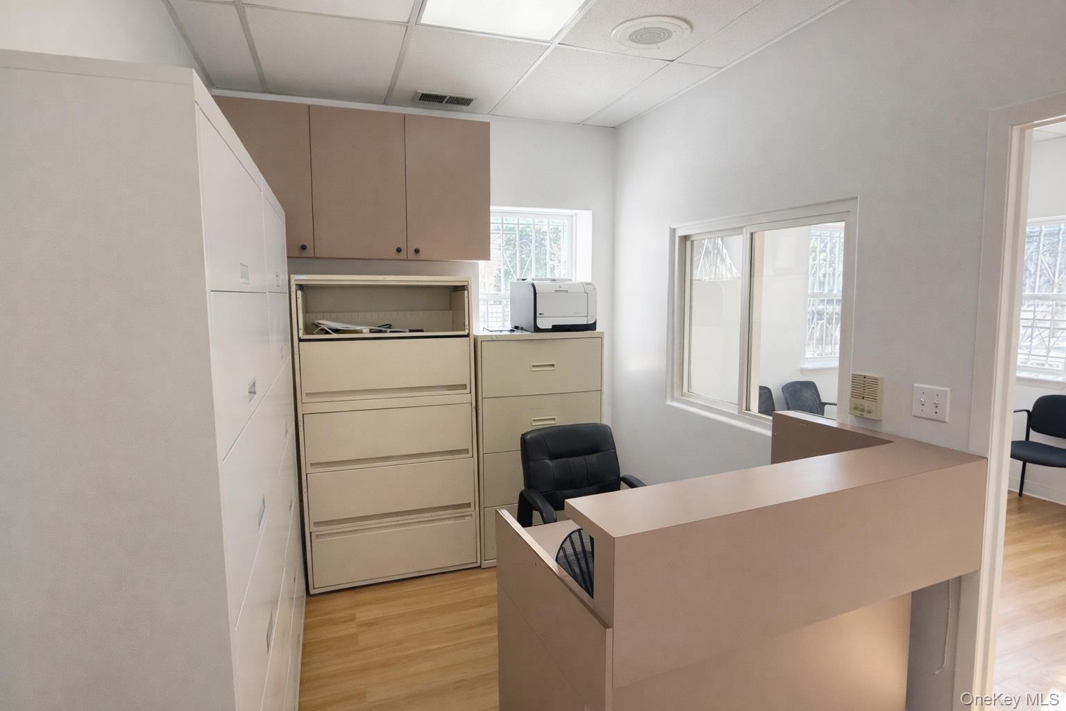 #7 photo, 1619 Pelham Parkway, Bronx , NY 10469