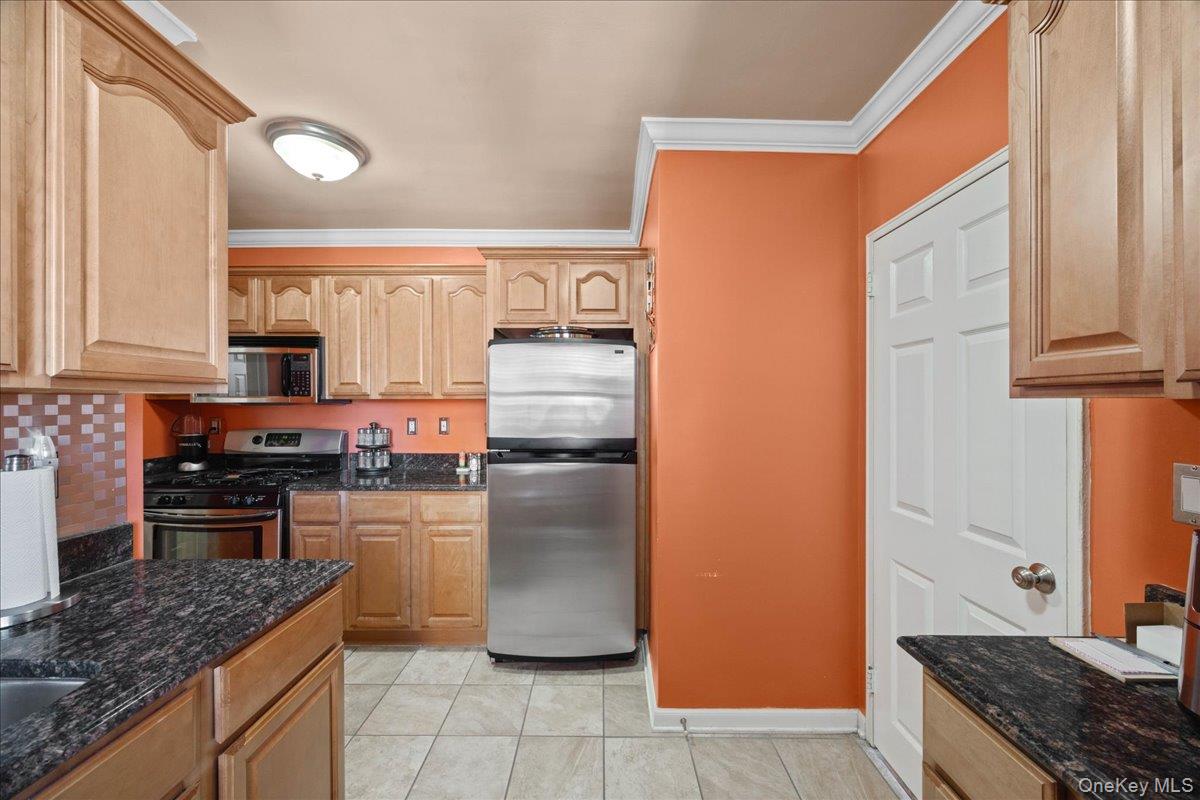 #1 photo, 440 Warburton Avenue, 紐約州 Yonkers , NY 10701