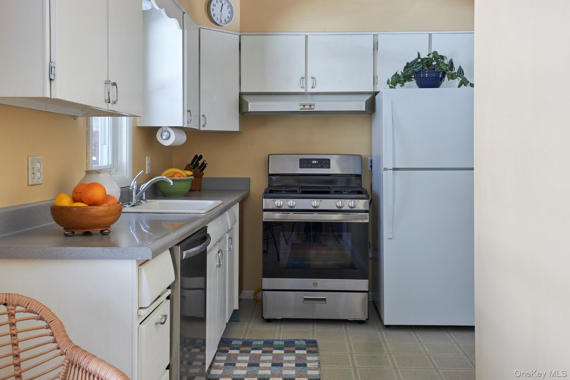 #9 photo, 41 Trinity Place, Rhinebeck , NY 12572