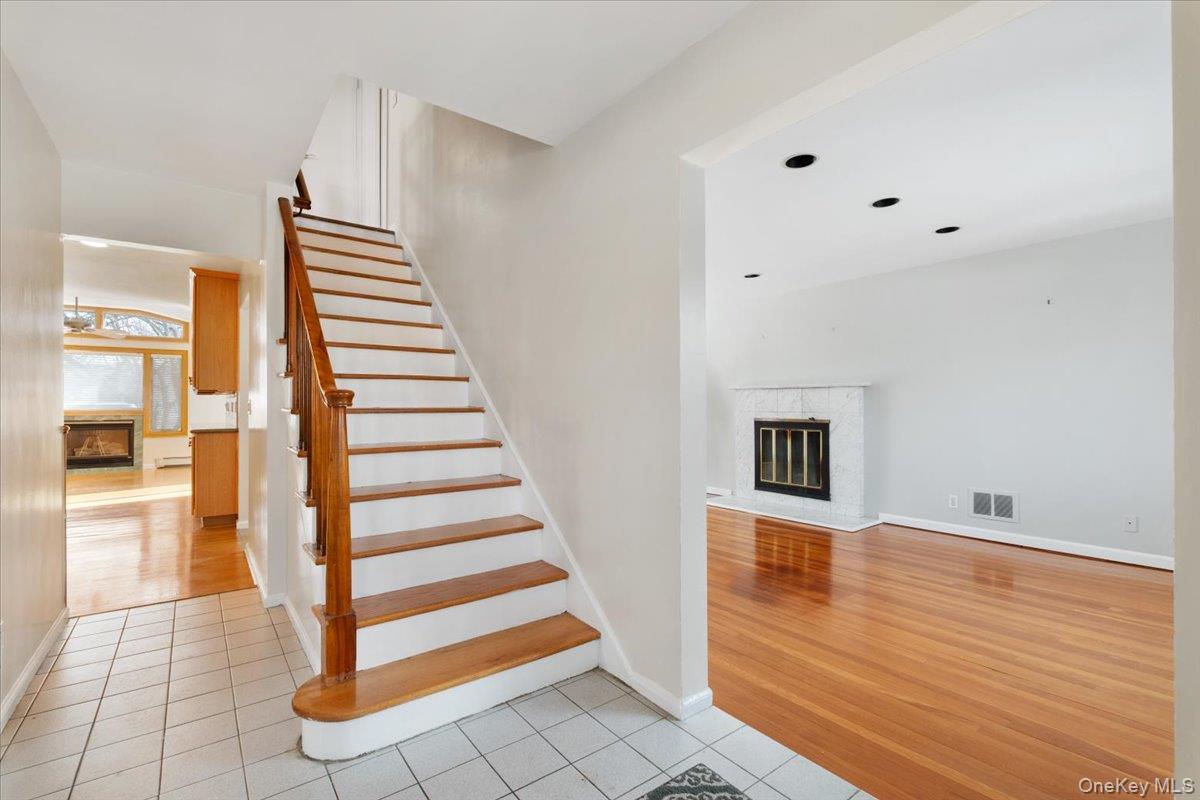 #8 photo, 48 Madison Road, Scarsdale , NY 10583