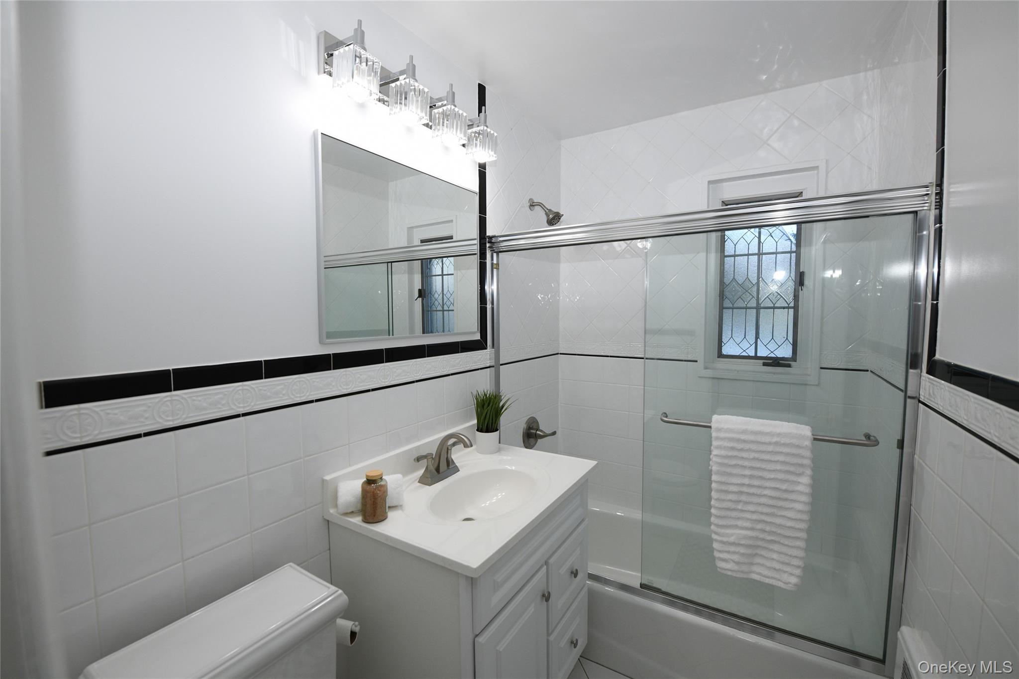 #14 photo, 590 Bedford, Pleasantville , NY 10570