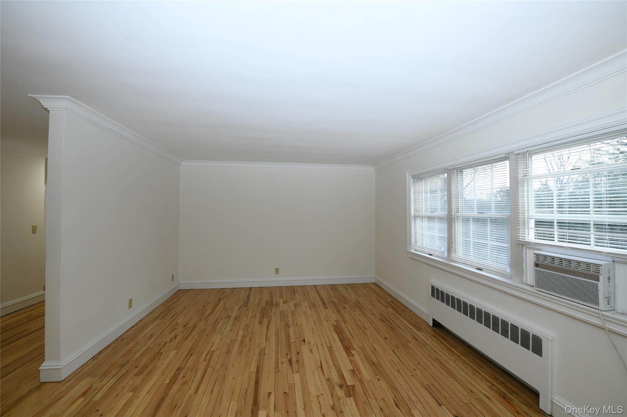 #4 photo, 590 Bedford, Pleasantville , NY 10570