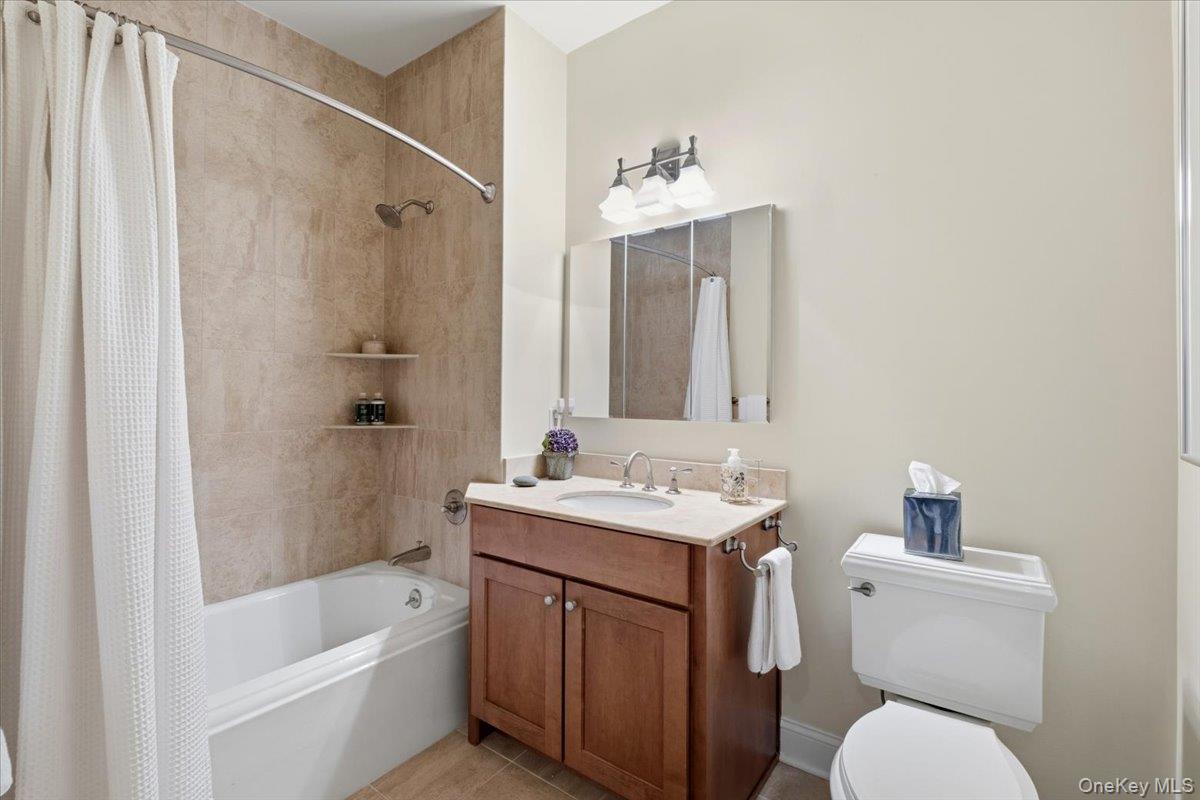 #11 photo, 1 Christie Place, Scarsdale , NY 10583