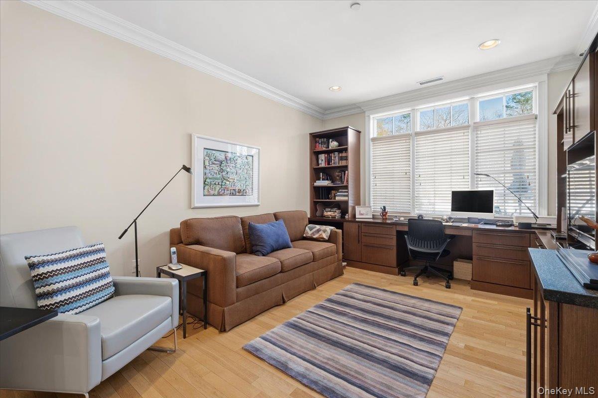 #9 photo, 1 Christie Place, Scarsdale , NY 10583