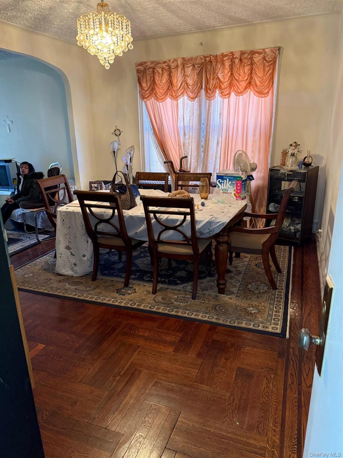 #12 photo, 1972 Ellis Avenue, Bronx , NY 10472