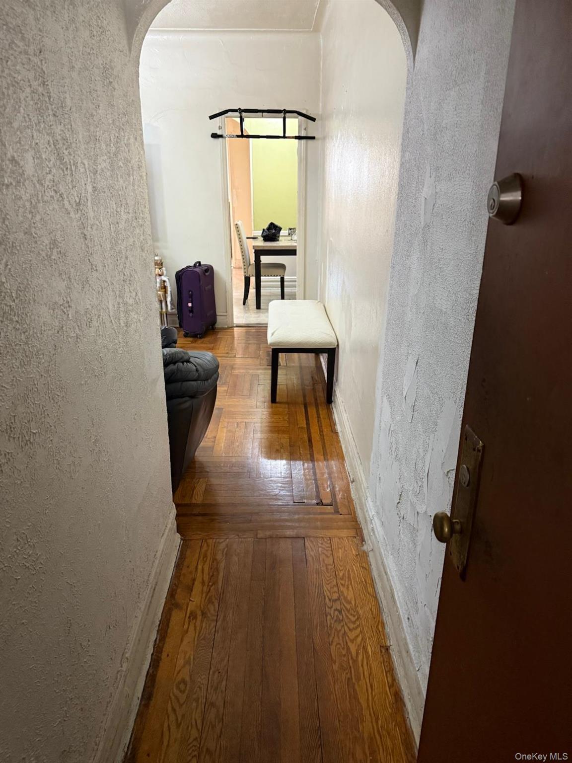 #4 photo, 1972 Ellis Avenue, Bronx , NY 10472