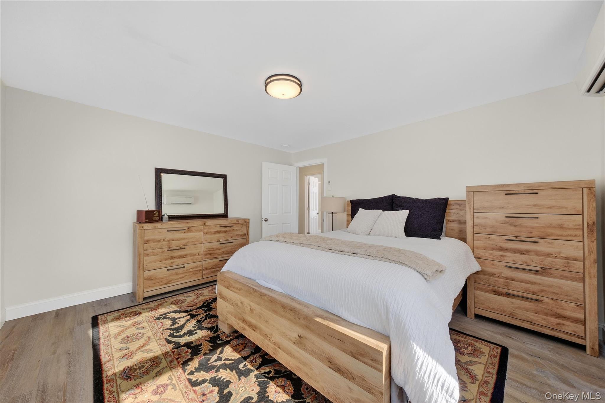 #12 photo, 33 Grand Street, Marlboro , NY 12542