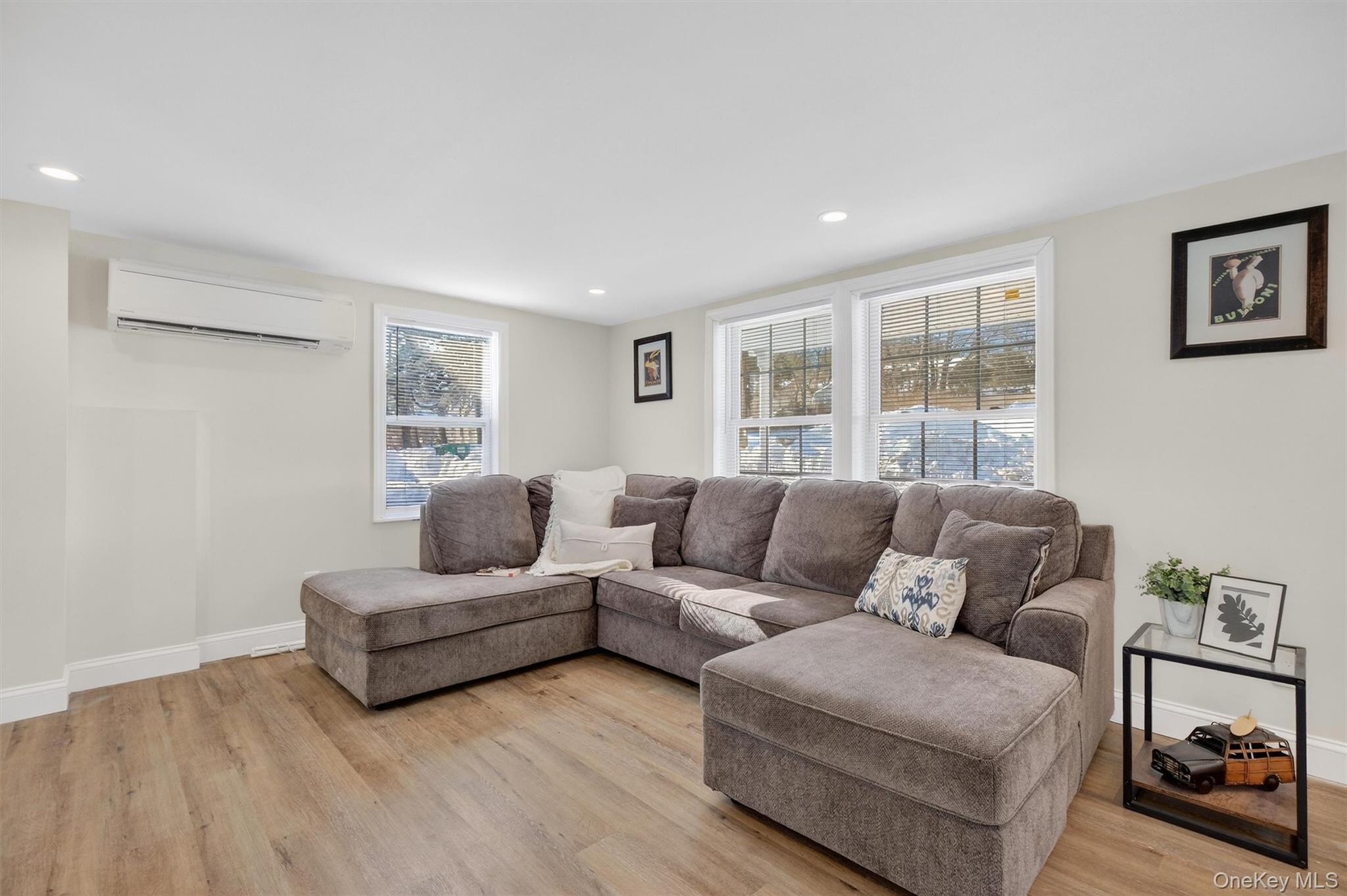 #4 photo, 33 Grand Street, Marlboro , NY 12542