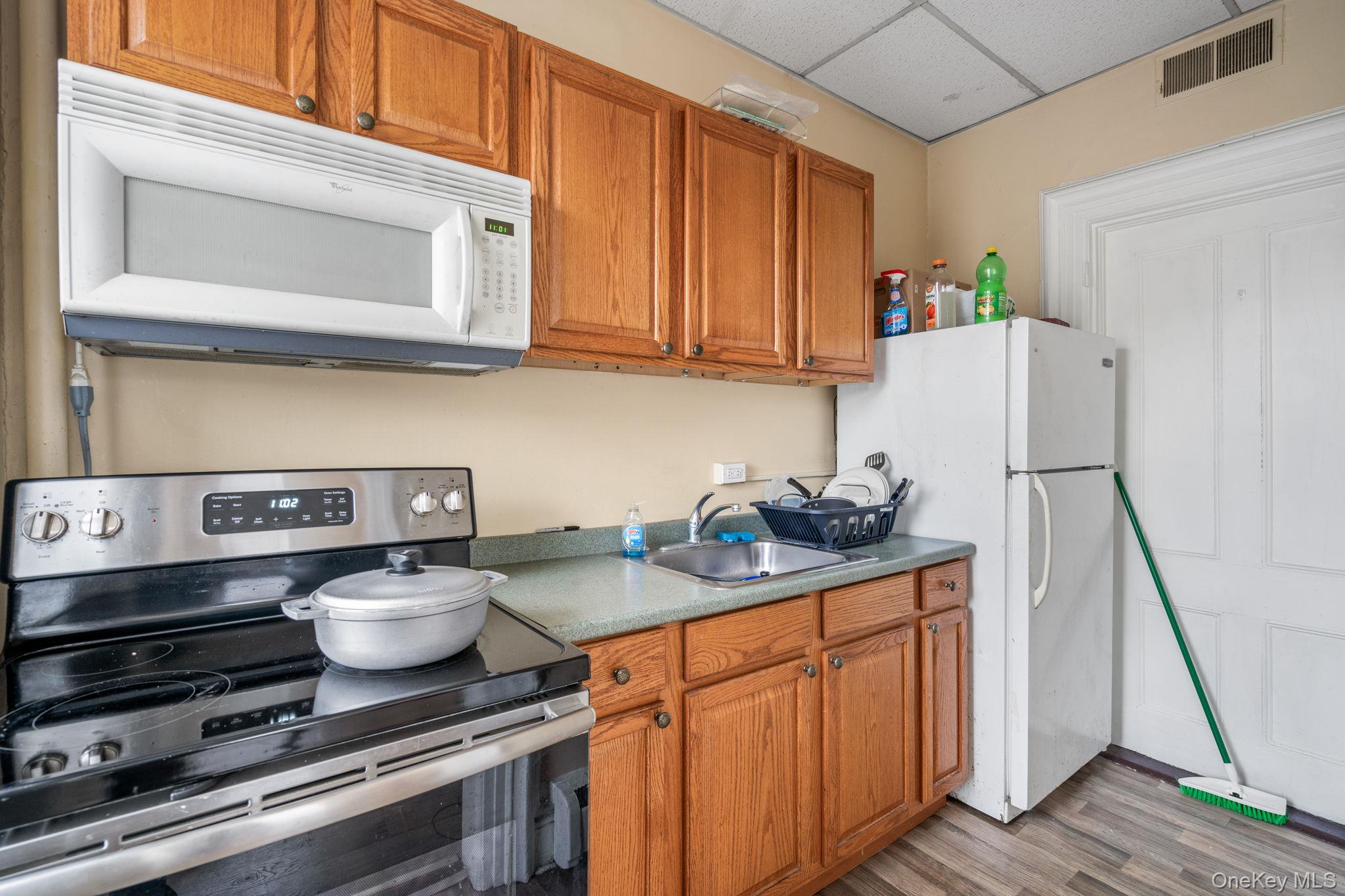 #12 photo, 292 Mill Street, Poughkeepsie , NY 12601