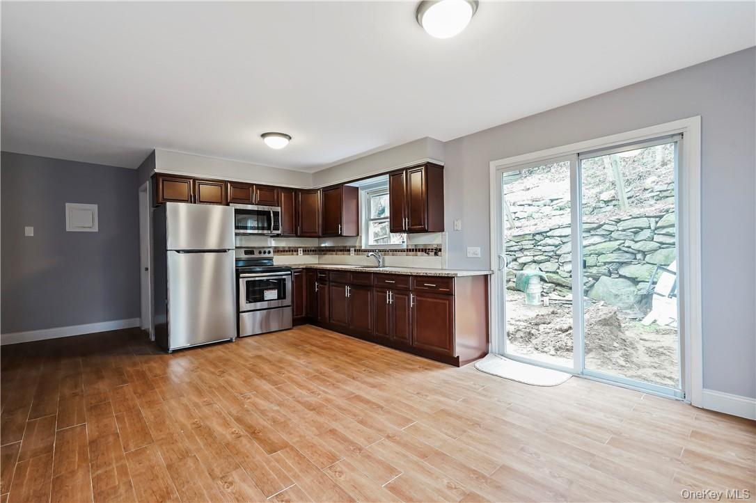 #3 photo, 30 Palisade Street, Dobbs Ferry , NY 10522