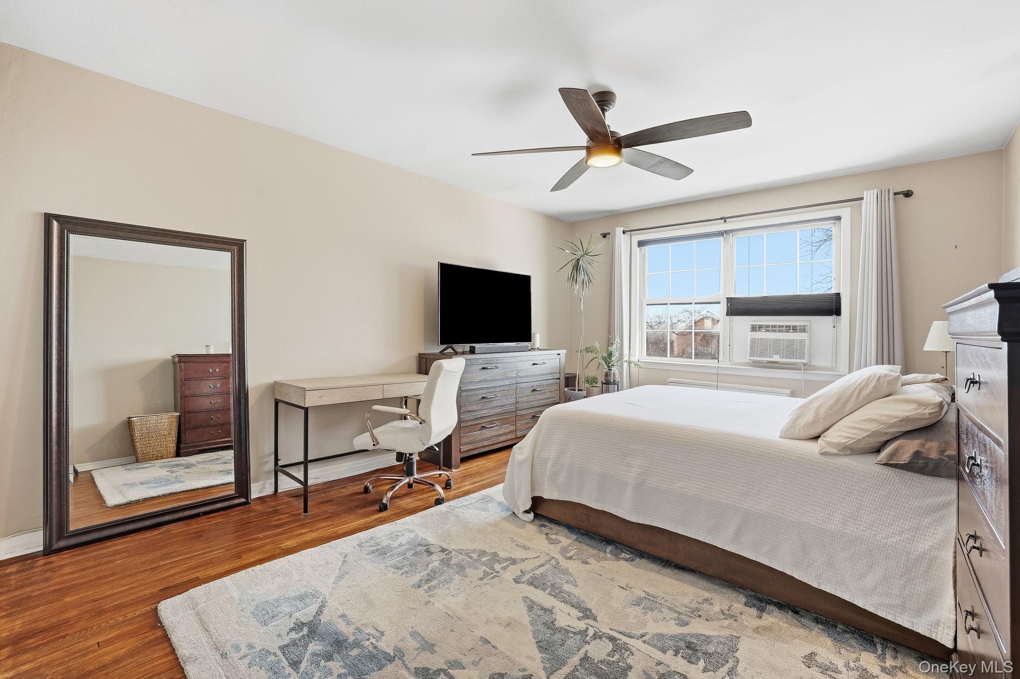 #11 photo, 33 Fieldstone Drive, Hartsdale , NY 10530