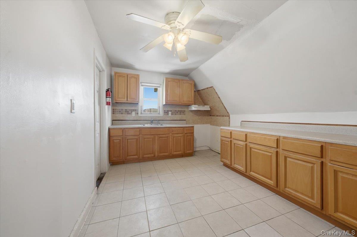 #16 photo, 233 S 5th Avenue, Mount Vernon , NY 10550