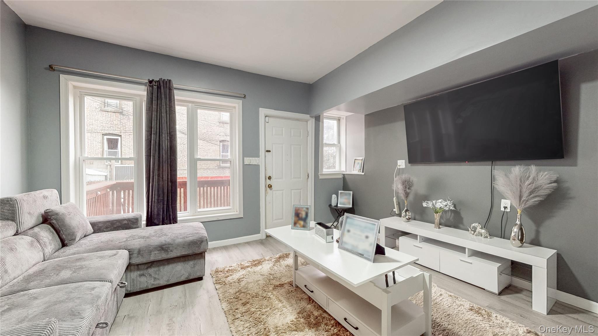 #14 photo, 82 Moquette Row, Yonkers , NY 10703