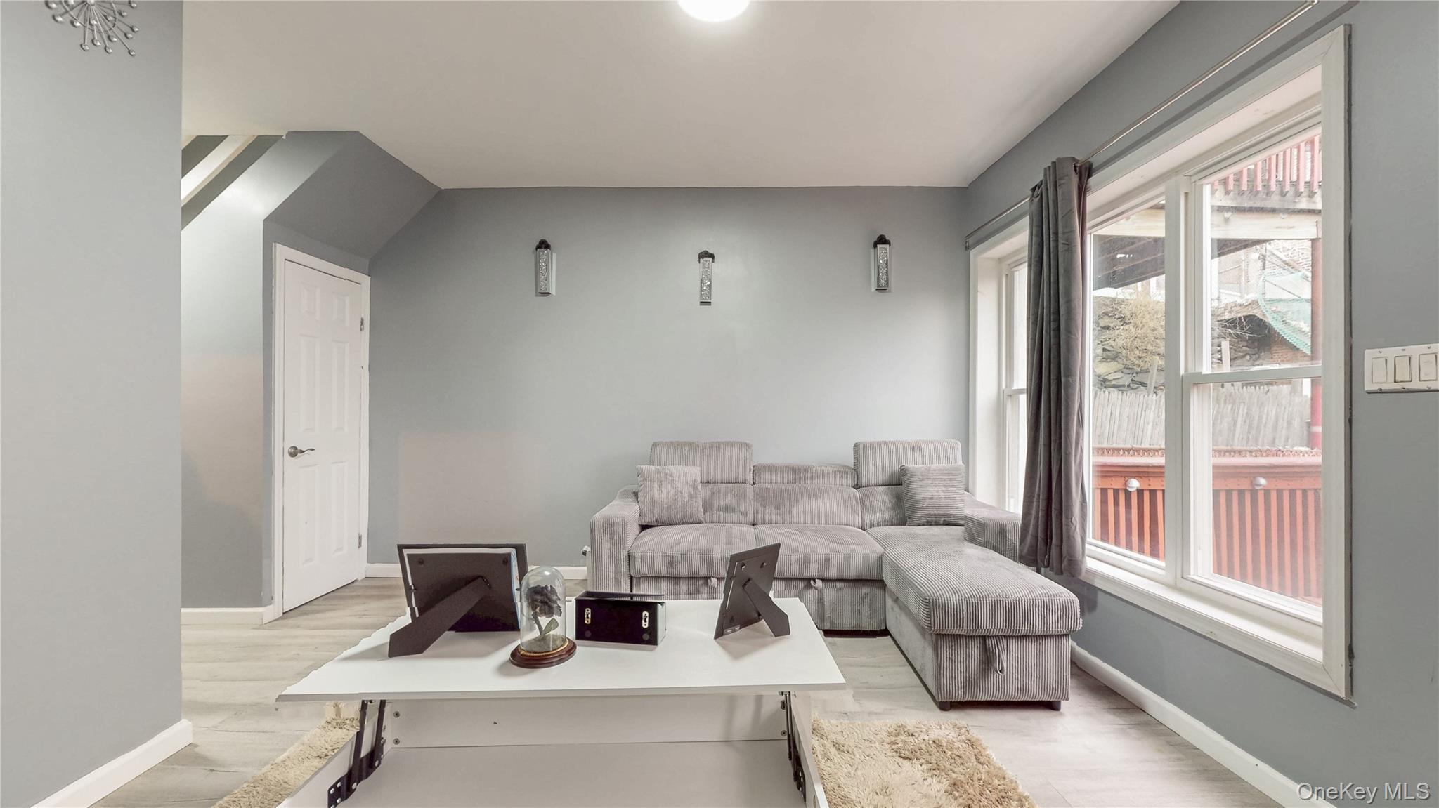 #15 photo, 82 Moquette Row, Yonkers , NY 10703