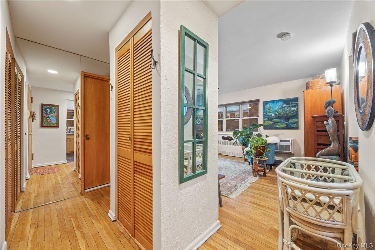 #9 photo, 183 Drake Avenue, 紐約州 New Rochelle , NY 10805