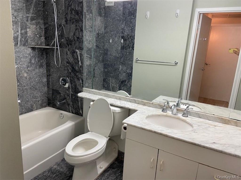 #15 photo, 4 Martine Avenue, White Plains , NY 10606