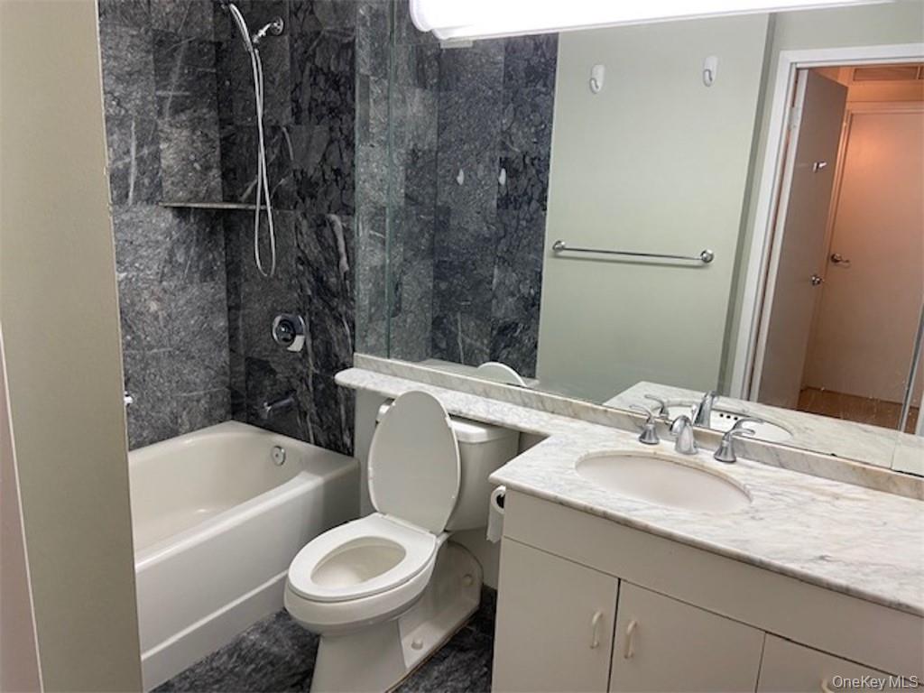 #16 photo, 4 Martine Avenue, White Plains , NY 10606