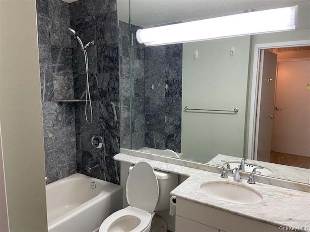 #17 photo, 4 Martine Avenue, White Plains , NY 10606