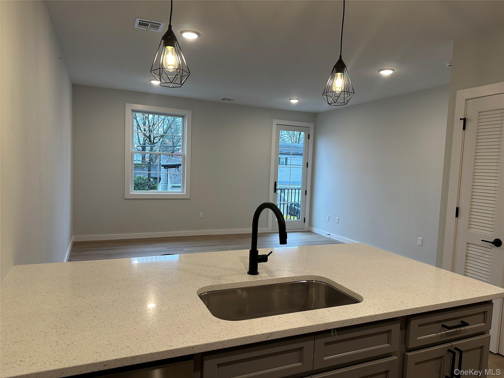 #4 photo, 13 Forester Avenue, Warwick , NY 10990