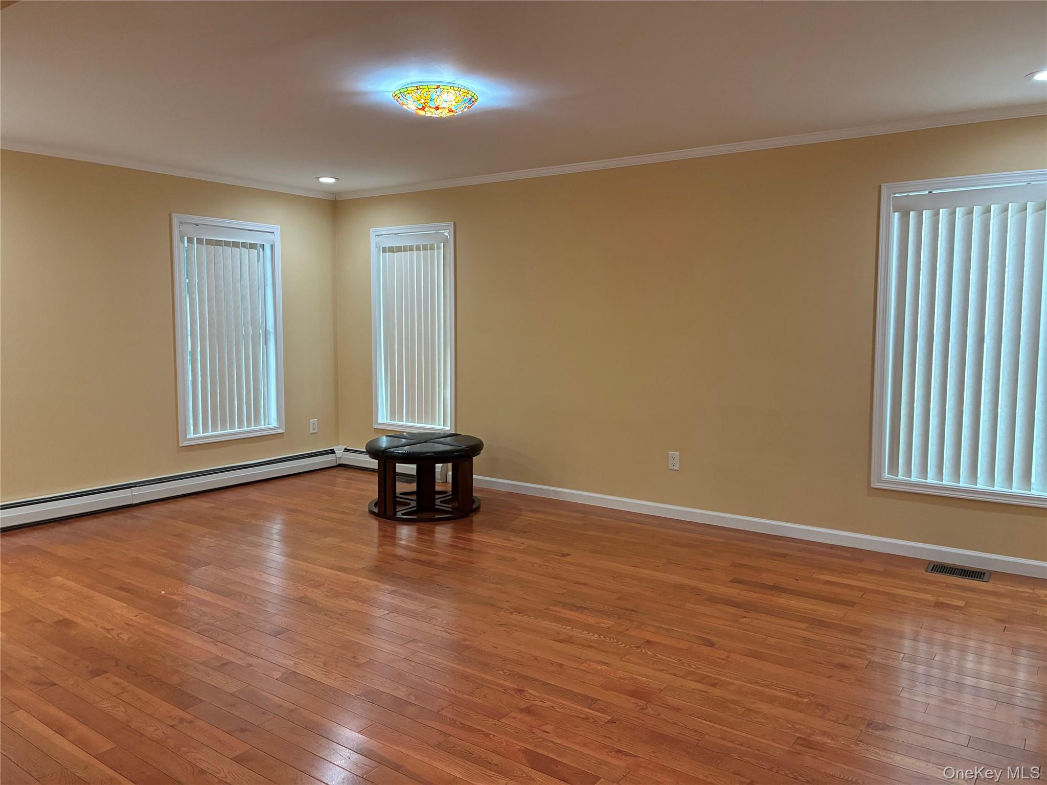 #5 photo, 24 Alice Court, East Rockaway , NY 11518