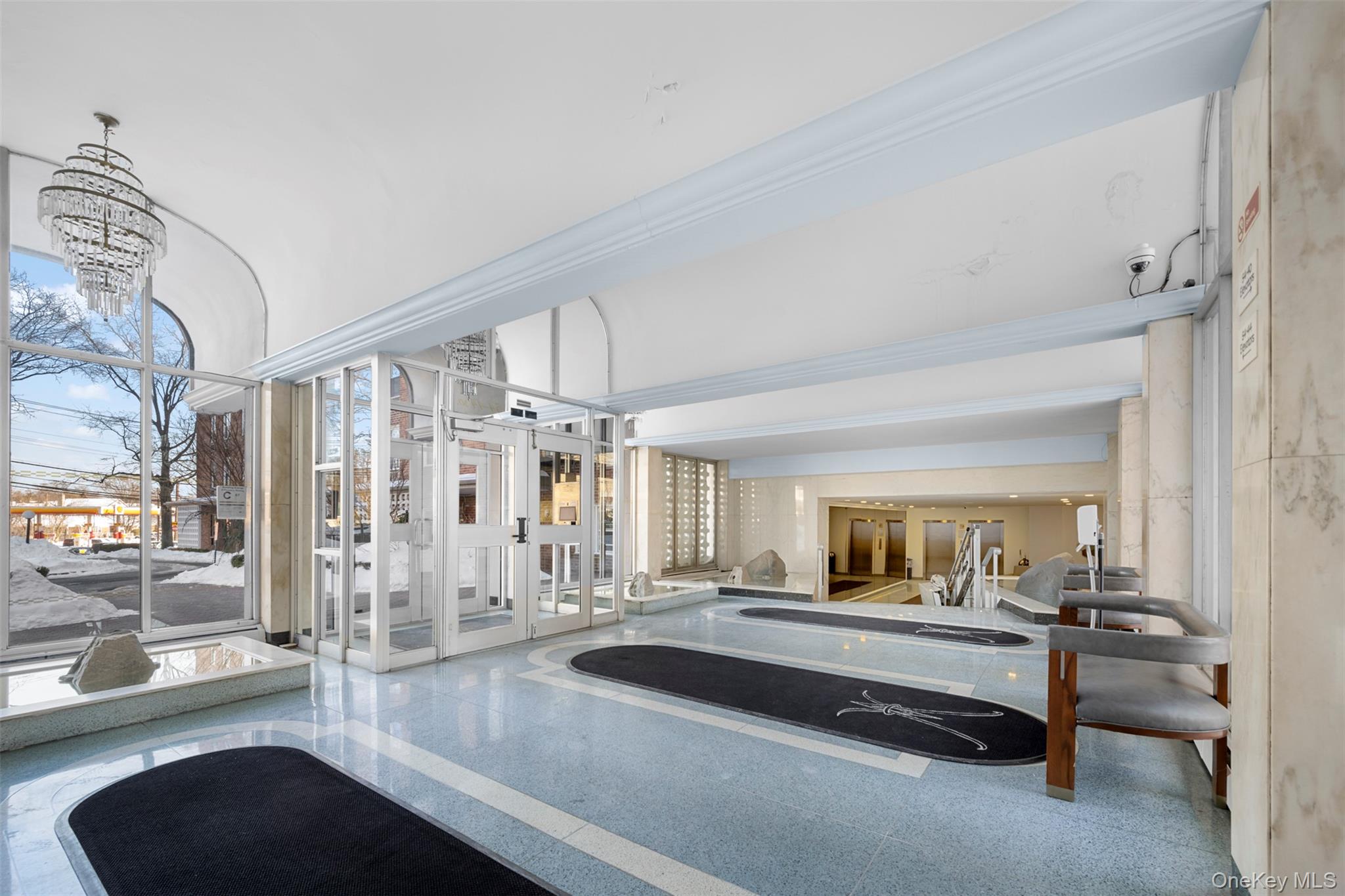 #3 photo, 54-40 Little Neck Parkway, Куинс ‖ Little Neck , NY 11362