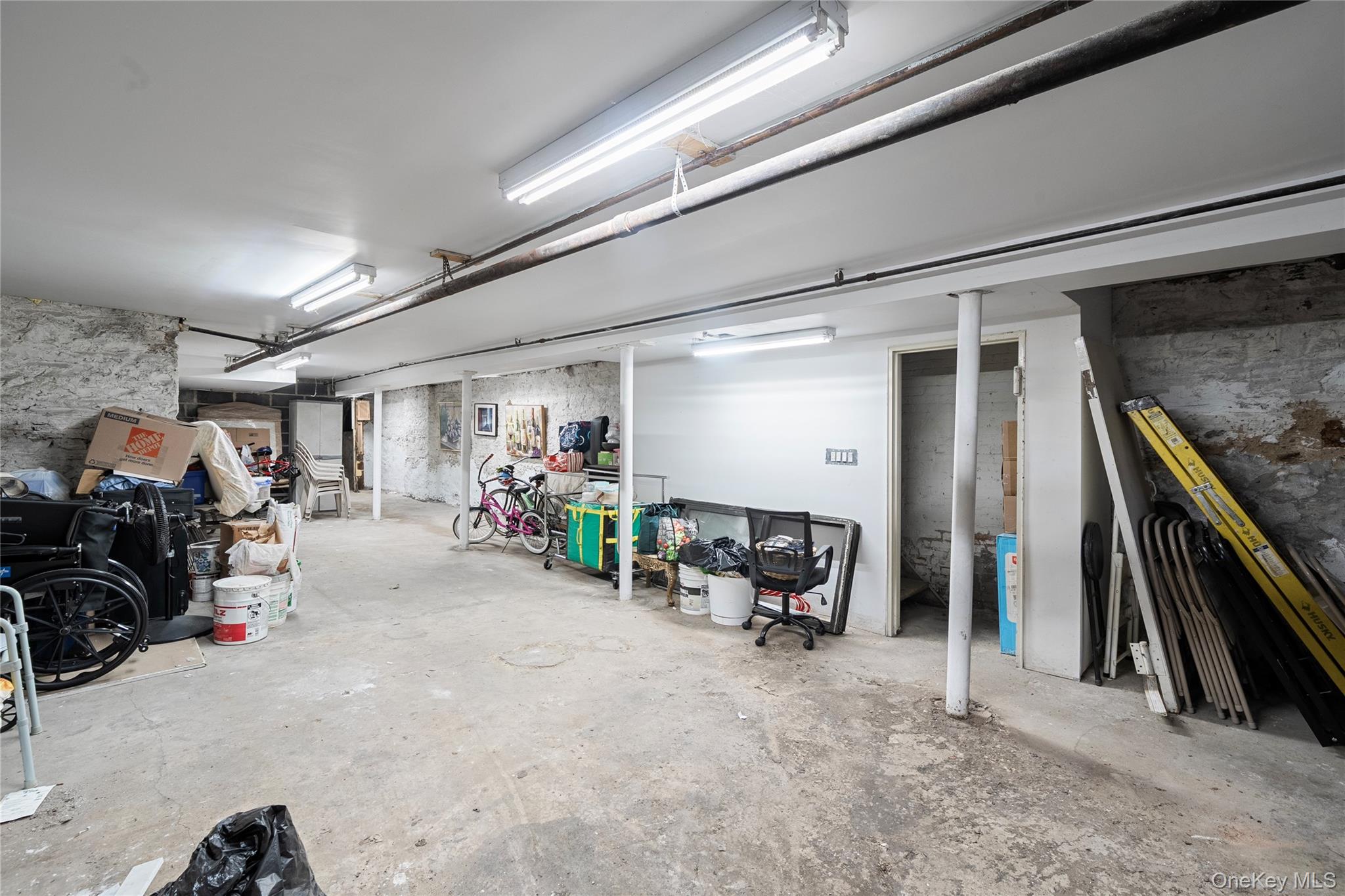 #17 photo, 2015 Himrod Street, 皇后區 瑞吉屋 Ridgewood , NY 11385