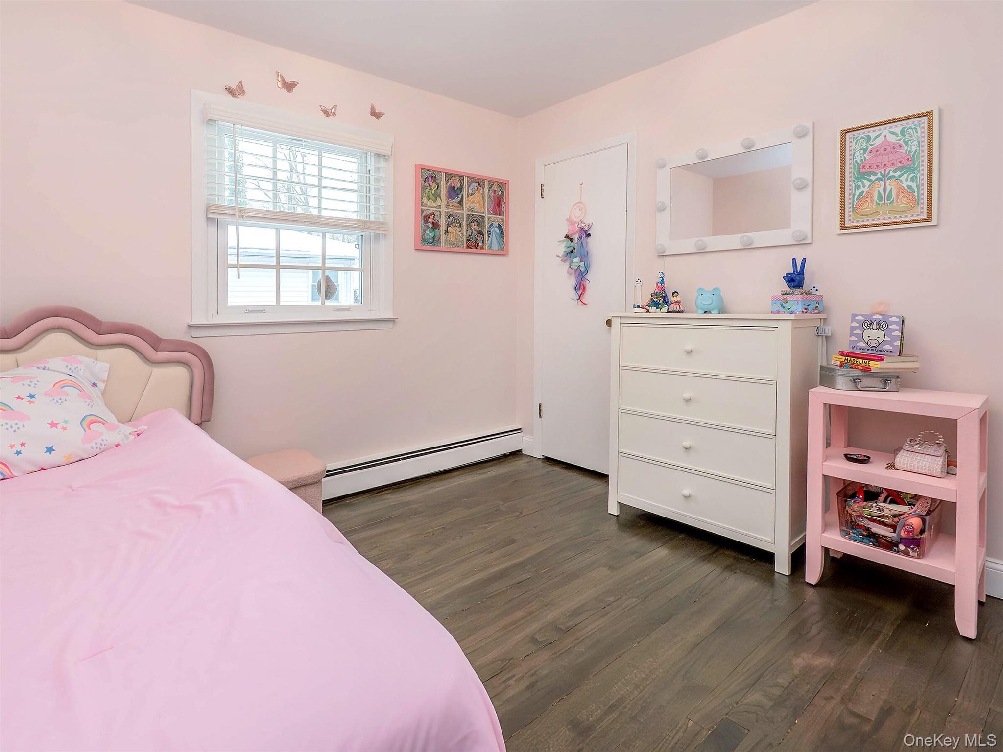 #13 photo, 16 Underhill Road, Glen Head , NY 11545