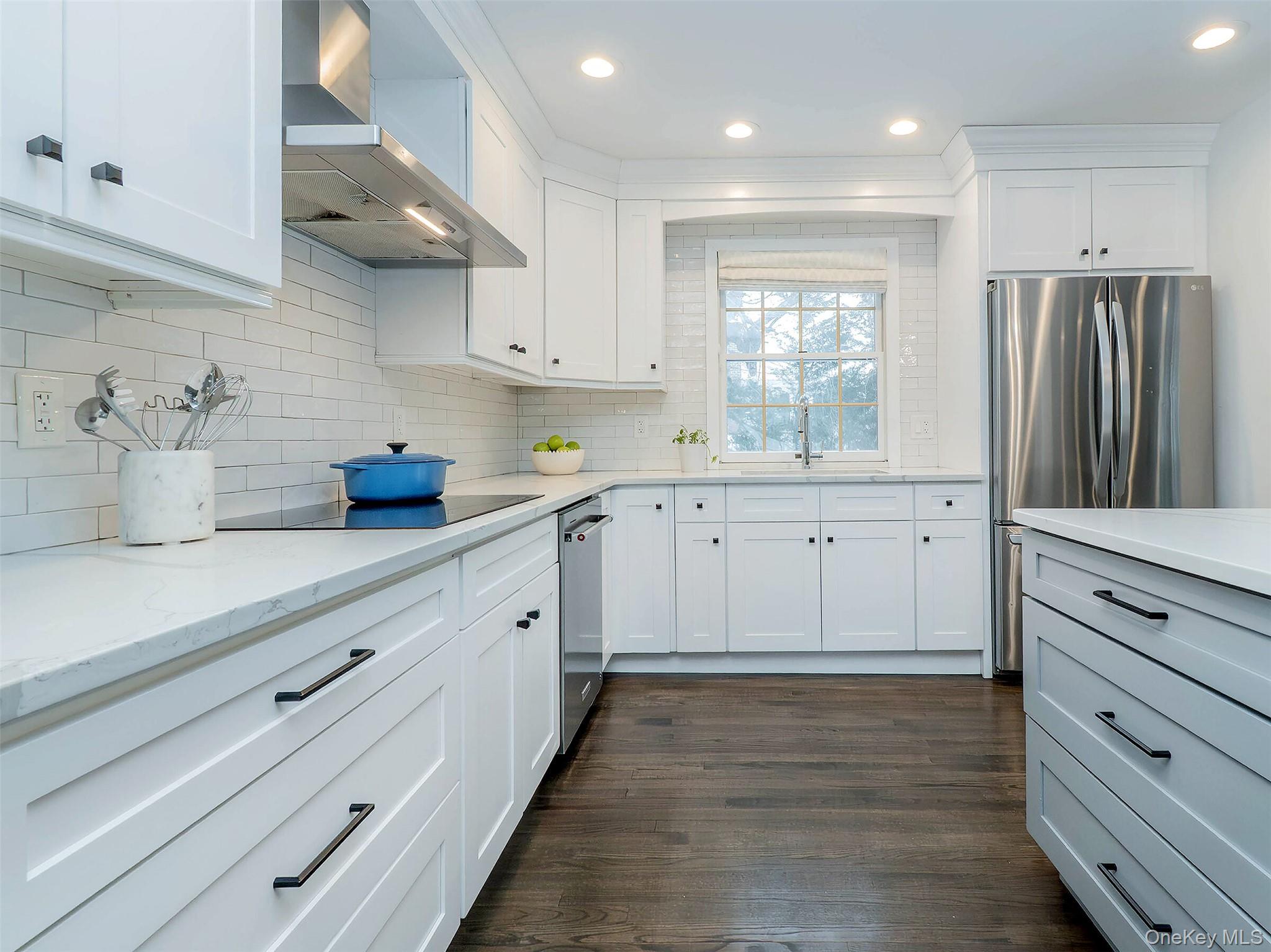 #5 photo, 16 Underhill Road, Glen Head , NY 11545