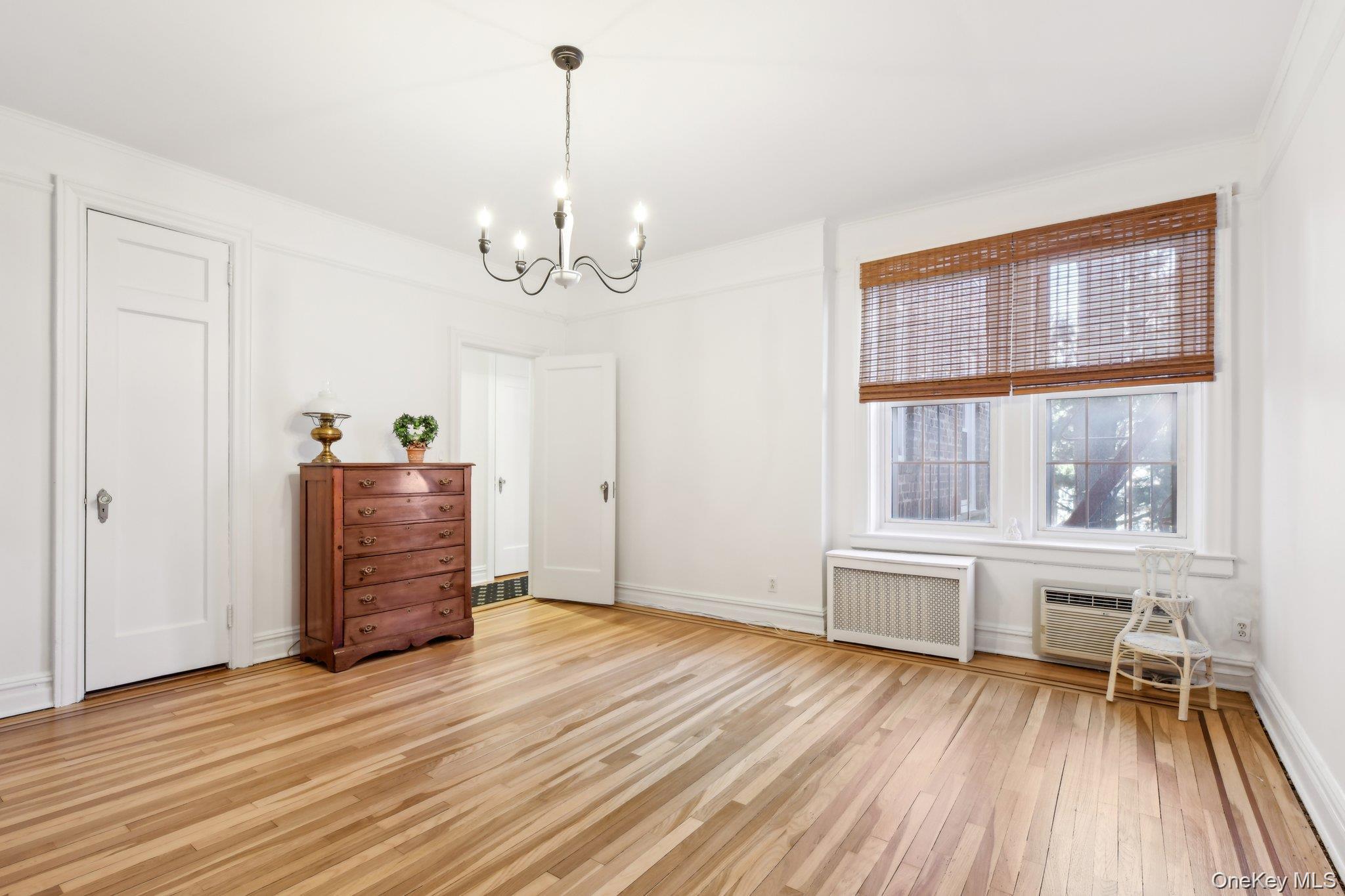 #17 photo, 12 Hamilton Place, ناسو Garden City , NY 11530