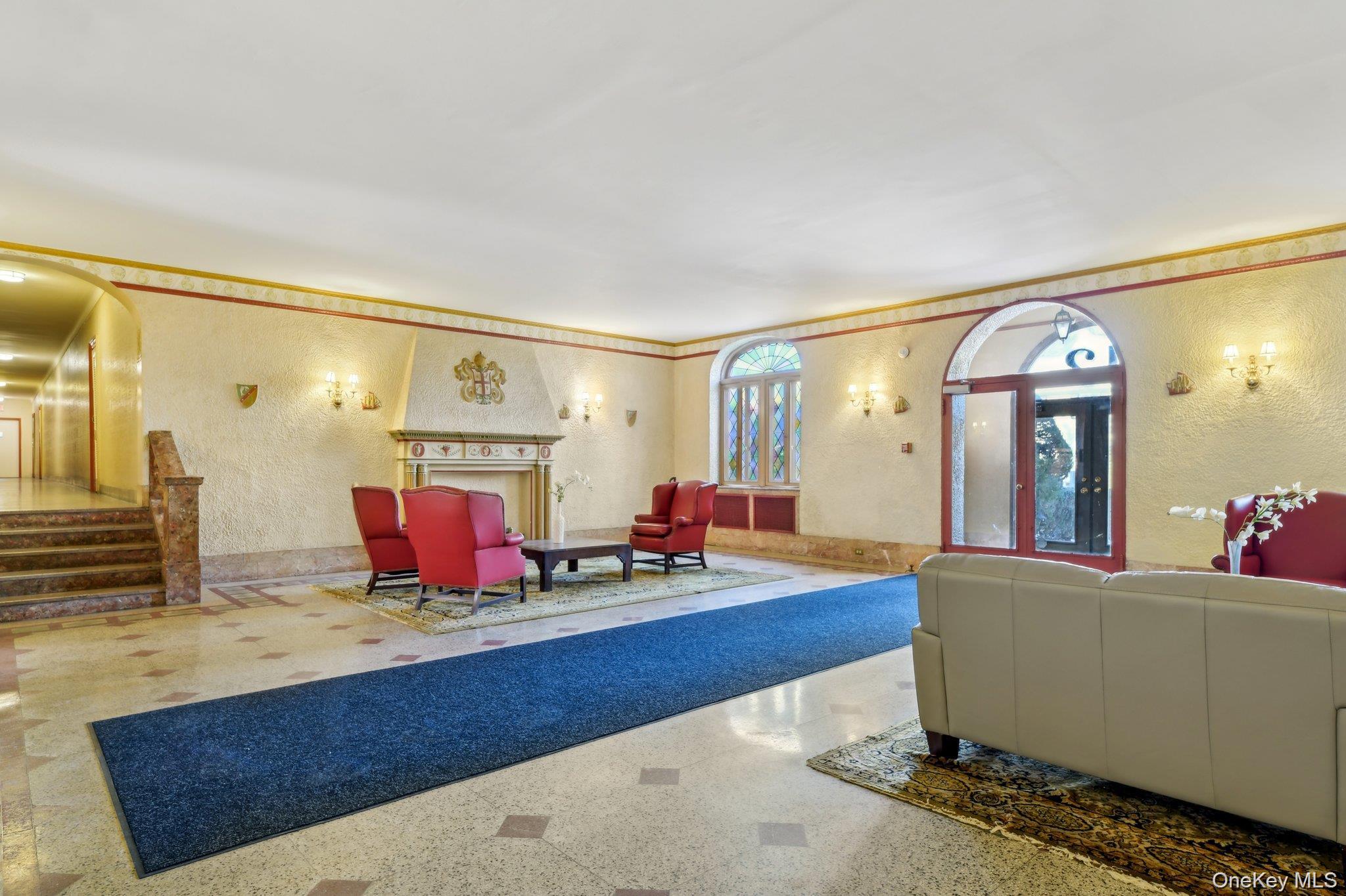 #2 photo, 12 Hamilton Place, ناسو Garden City , NY 11530