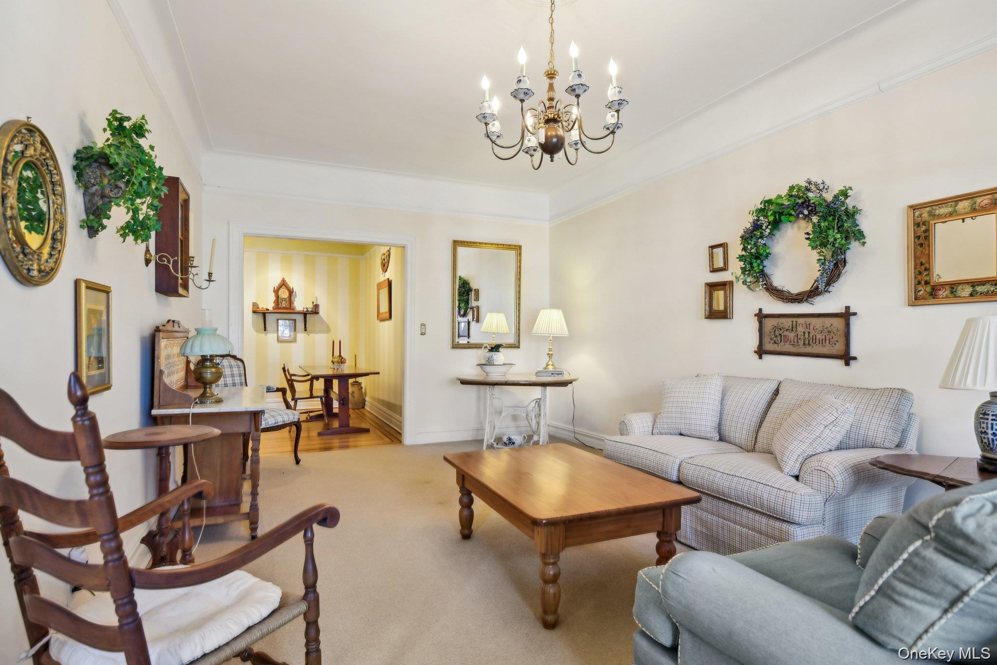 #8 photo, 12 Hamilton Place, ناسو Garden City , NY 11530