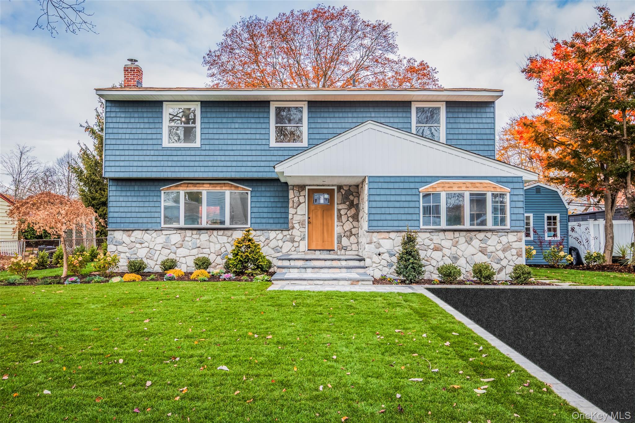 #1 photo, 23 Catherwood Crescent, سوفولك Melville , NY 11747