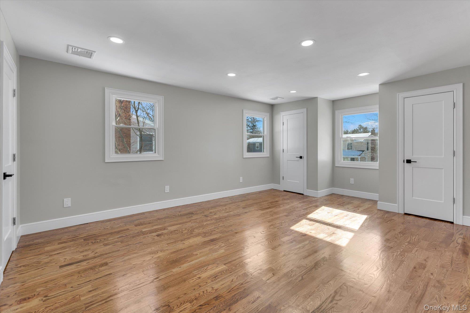 #15 photo, 23 Catherwood Crescent, サフォーク郡 Melville , NY 11747