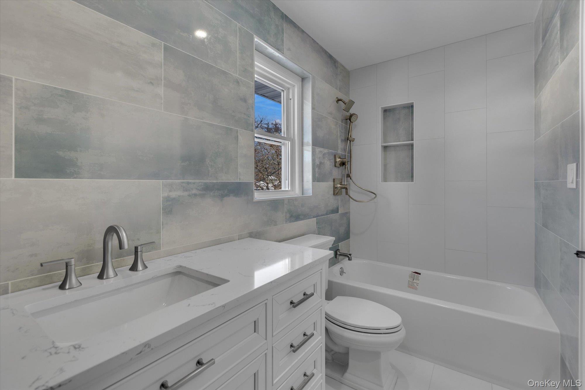 #20 photo, 23 Catherwood Crescent, サフォーク郡 Melville , NY 11747